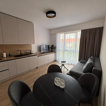 Pa - Luxury Center *